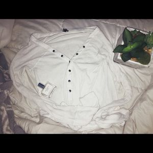 URBAN OUTFITTERS BUTTON UP🌟